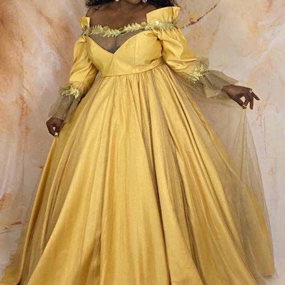 Evening gown - Picture 3 of 5